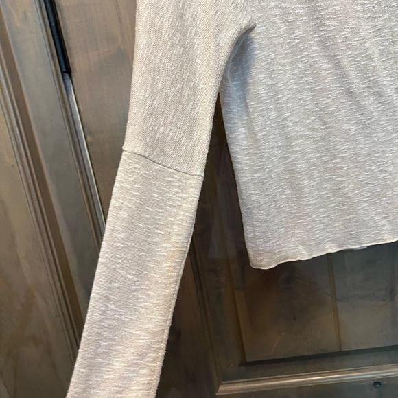 #1254. Daytrip Cream Lightweight Pullover Sweater w/Sequin & Rhinestones. Size S - Picture 4 of 9